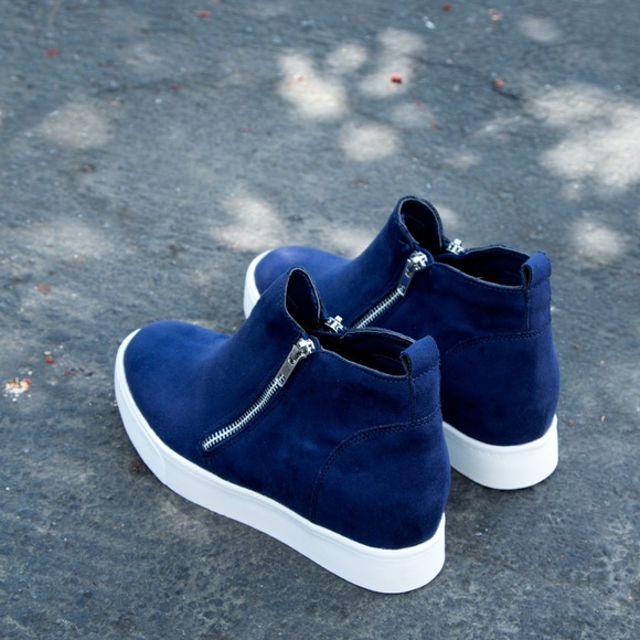 NEW🔥 Navy Side Zipper Wedge Sneaker Booties - Picture 4 of 5